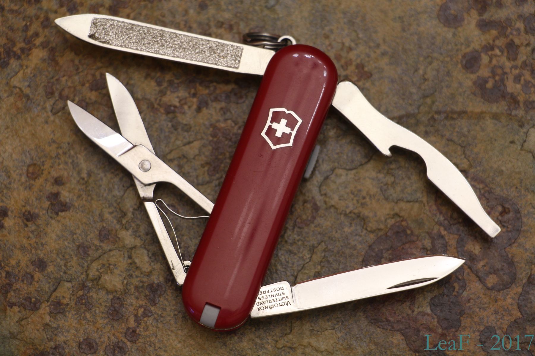 Older variation: Flat SD combi; nail-file with nail-cleaner 