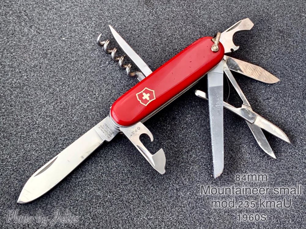 Model 235kmau from the 1960s.
Photo courtesy of Julius T. Verd