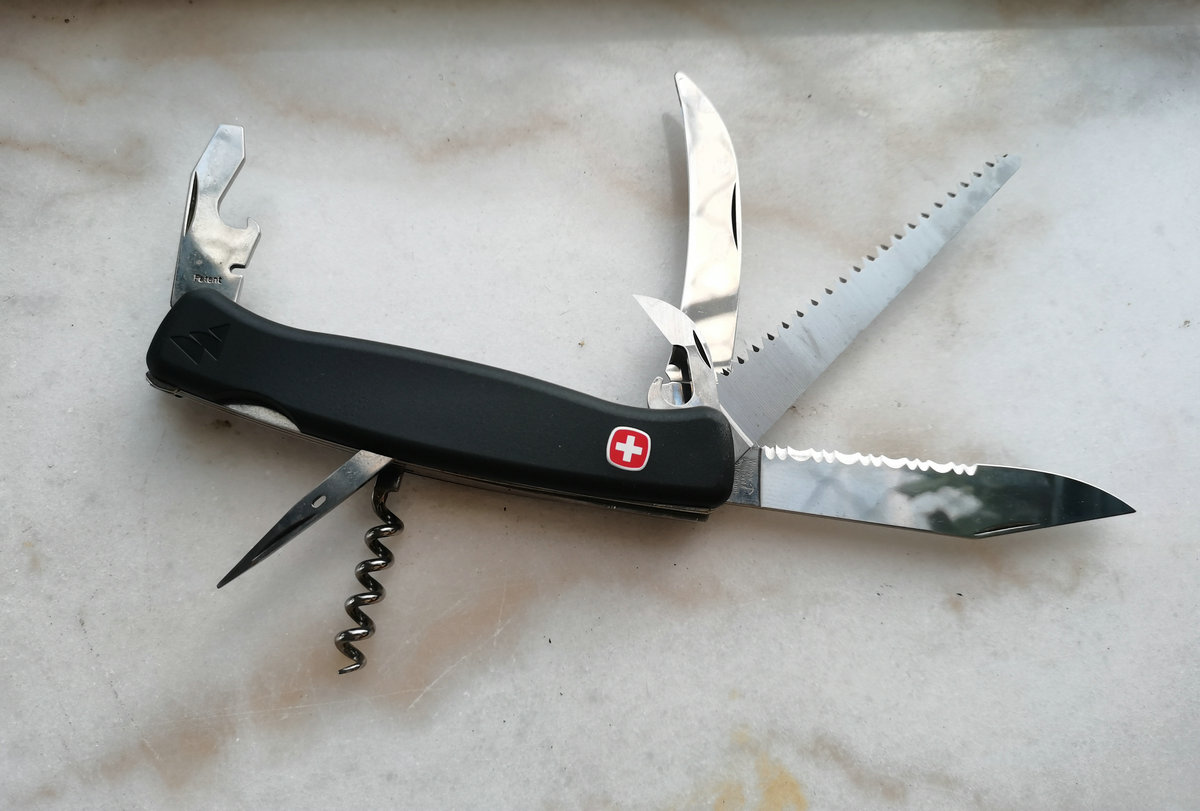 Ranger 07 with a 60% serrated